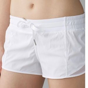 Lululemon Hotty Hot Short